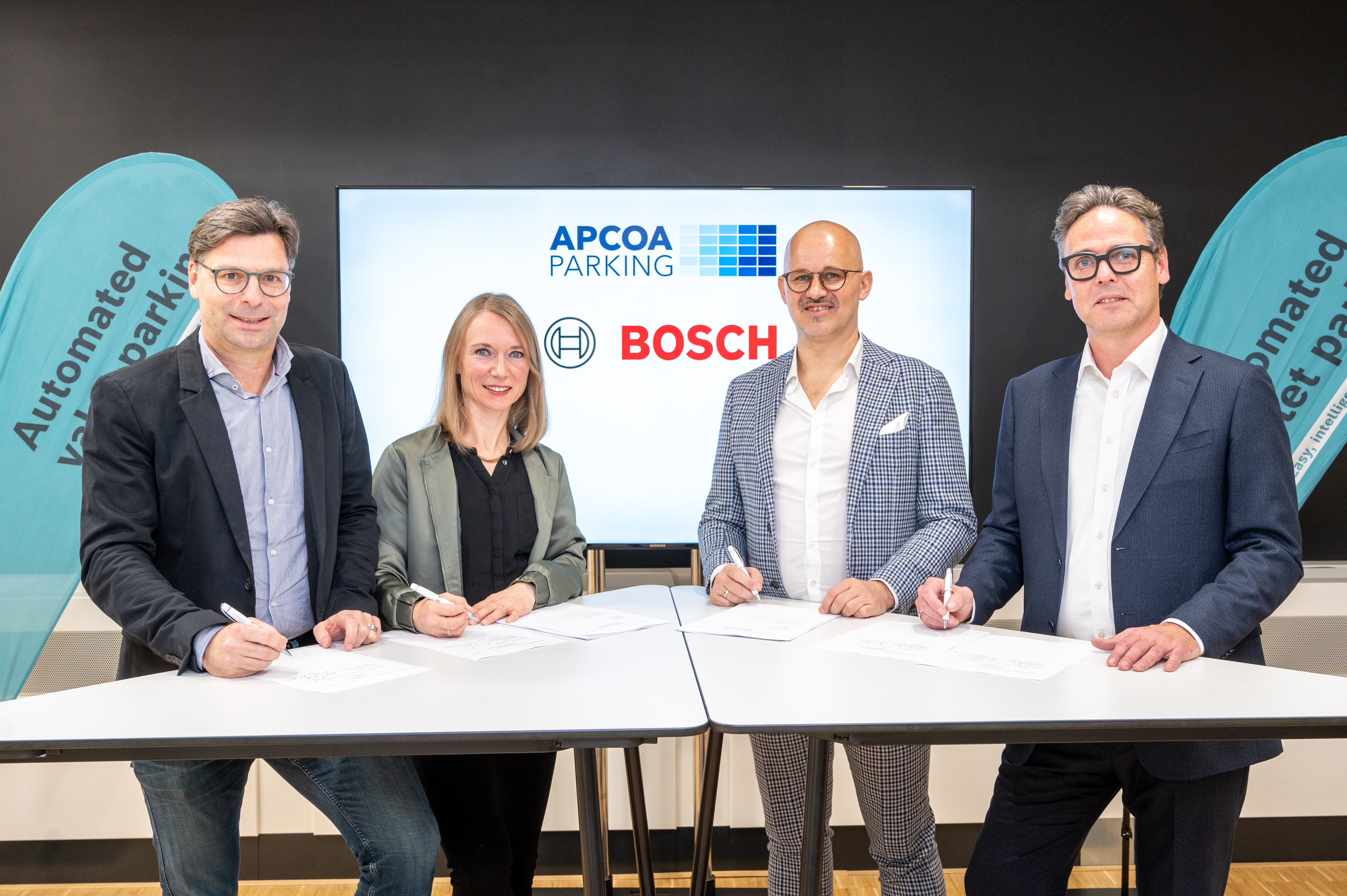 Bosch a APCOA prinášajú technológiu Automated Valet Parking